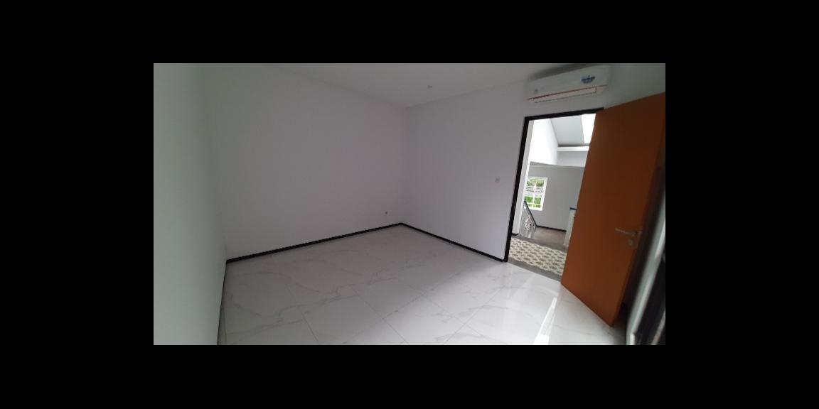 RUMAH BARU DUA LANTAI DENGAN ROOF TOP DI JAKARTA PUSAT RUMAH BARU DUA LANTAI DENGAN ROOF TOP DI JAKARTA PUSAT