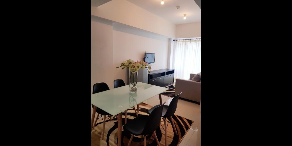 Apartemen Orchard ~ Pakuwon Indah, Surabaya - A cozy Apartment. Apartemen Orchard ~ Pakuwon Indah, Surabaya - A cozy Apartment.