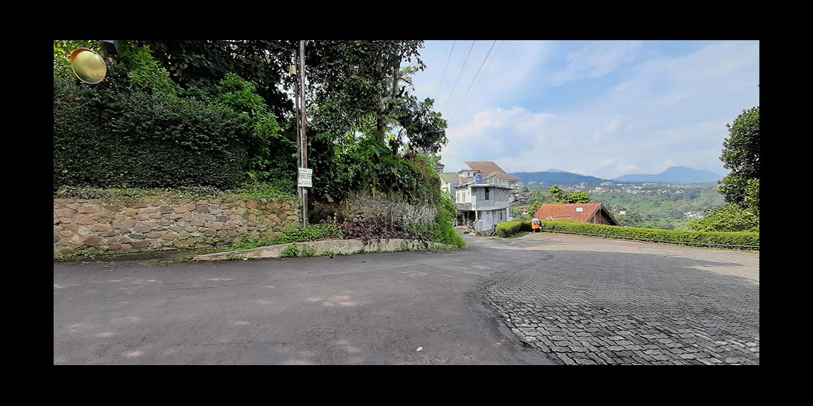 TANAH PADAT DI CIBURIAL-DAGO,BANDUNG TANAH PADAT DI CIBURIAL-DAGO,BANDUNG