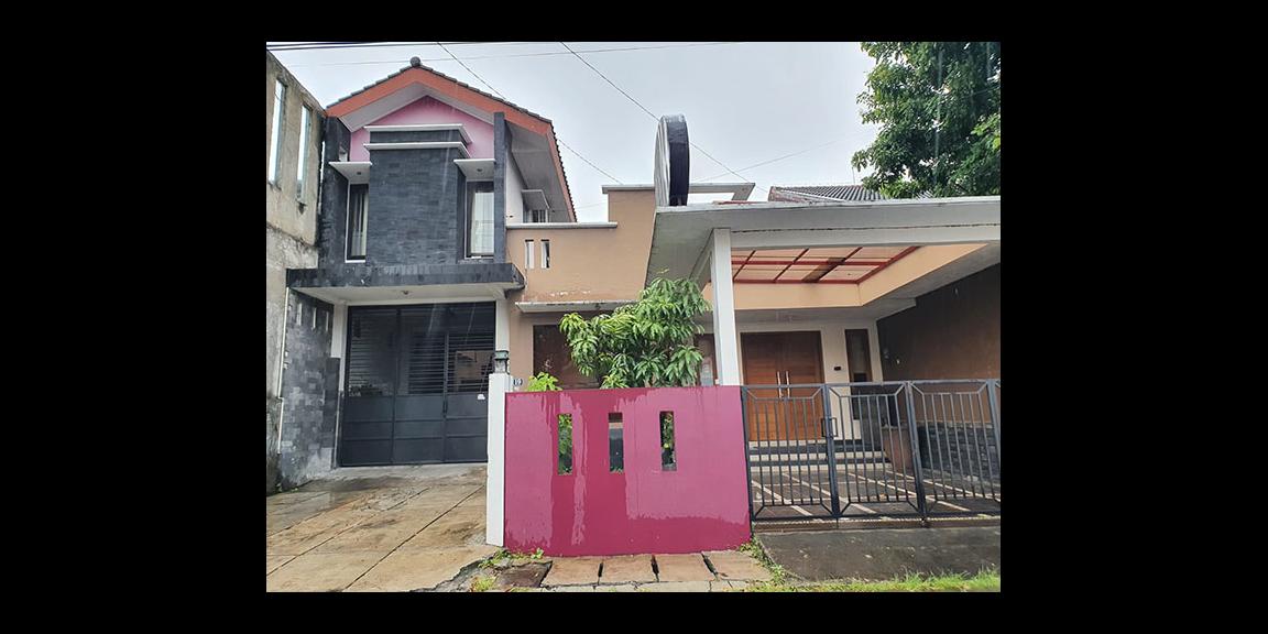 Dijual Cepat Rumah Bagus dan Strategis 2 Lantai di Sleman, Yogyakarta Dijual Cepat Rumah Bagus dan Strategis 2 Lantai di Sleman, Yogyakarta