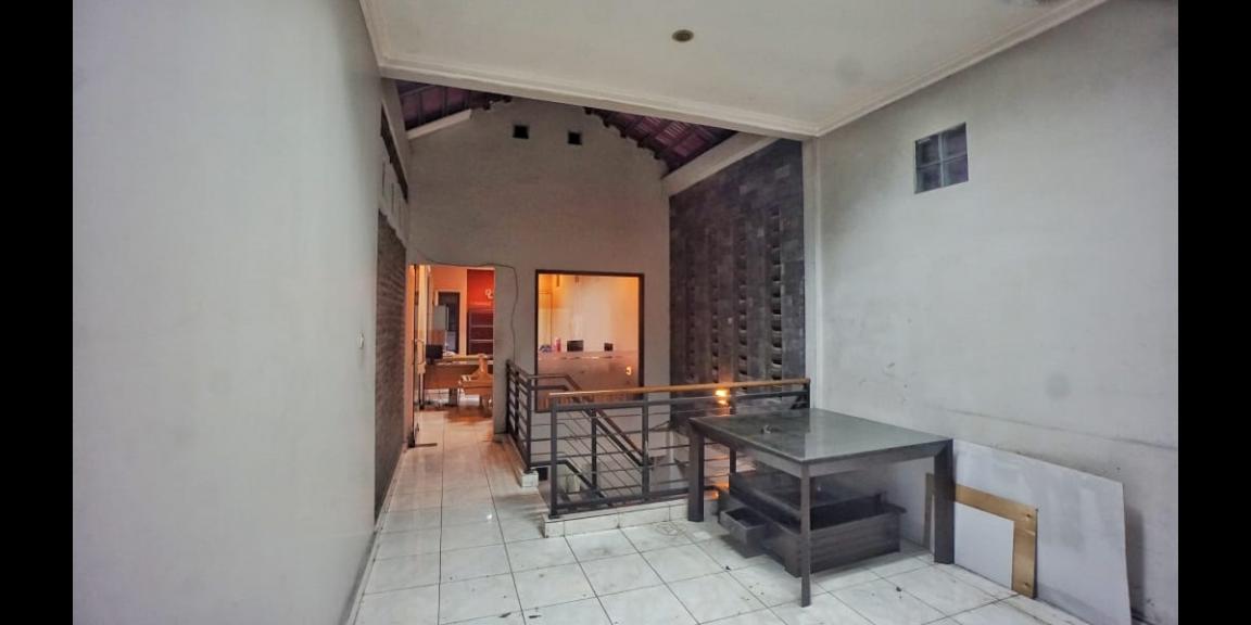 Dijual Cepat Rumah Bagus dan Strategis 2 Lantai di Sleman, Yogyakarta Dijual Cepat Rumah Bagus dan Strategis 2 Lantai di Sleman, Yogyakarta