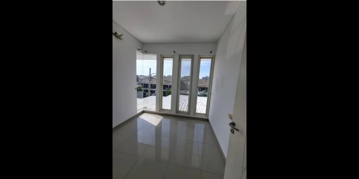 Rumah Lebar 9, Istimewa siap huni 2 lantai di Perumahan Pantai Mentari Surabaya Rumah Lebar 9, Istimewa siap huni 2 lantai di Perumahan Pantai Mentari Surabaya