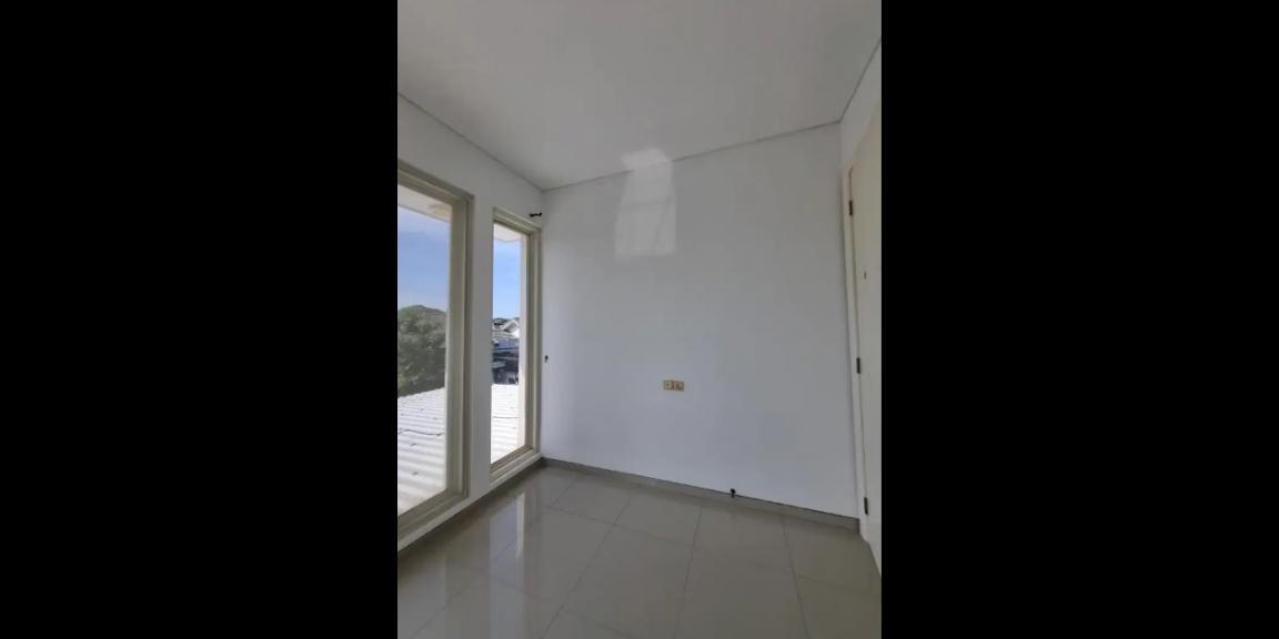 Dijual Rumah 2 lantai di Perumahan Pantai Mentari Kenjaran Surabaya Dijual Rumah 2 lantai di Perumahan Pantai Mentari Kenjaran Surabaya