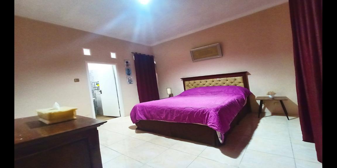 RUMAH SIAP HUNI GAYA AMERICAN CLASSIC DI PERMATA KOPO BANDUNG RUMAH SIAP HUNI GAYA AMERICAN CLASSIC DI PERMATA KOPO BANDUNG