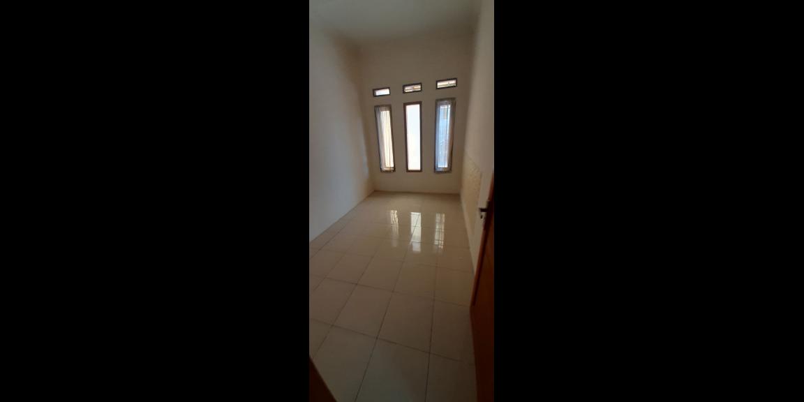 RUMAH 1,5 LANTAI BANGUNAN BARU ANTAPANI BANDUNG RUMAH 1,5 LANTAI BANGUNAN BARU ANTAPANI BANDUNG