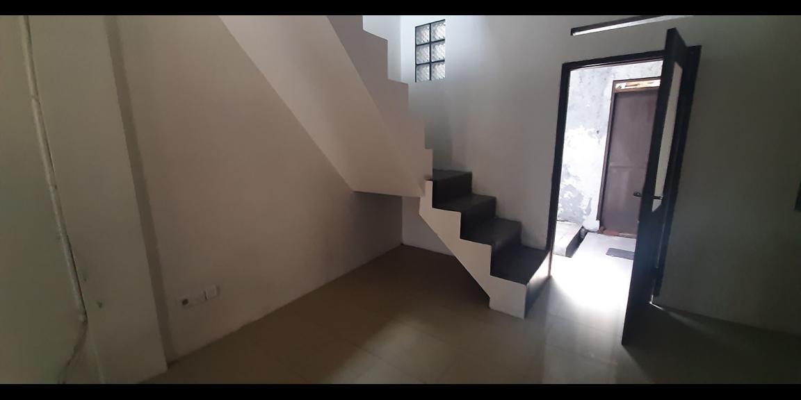 RUMAH DUA LANTAI SIAP HUNI DI ANTAPANI BANDUNG RUMAH DUA LANTAI SIAP HUNI DI ANTAPANI BANDUNG