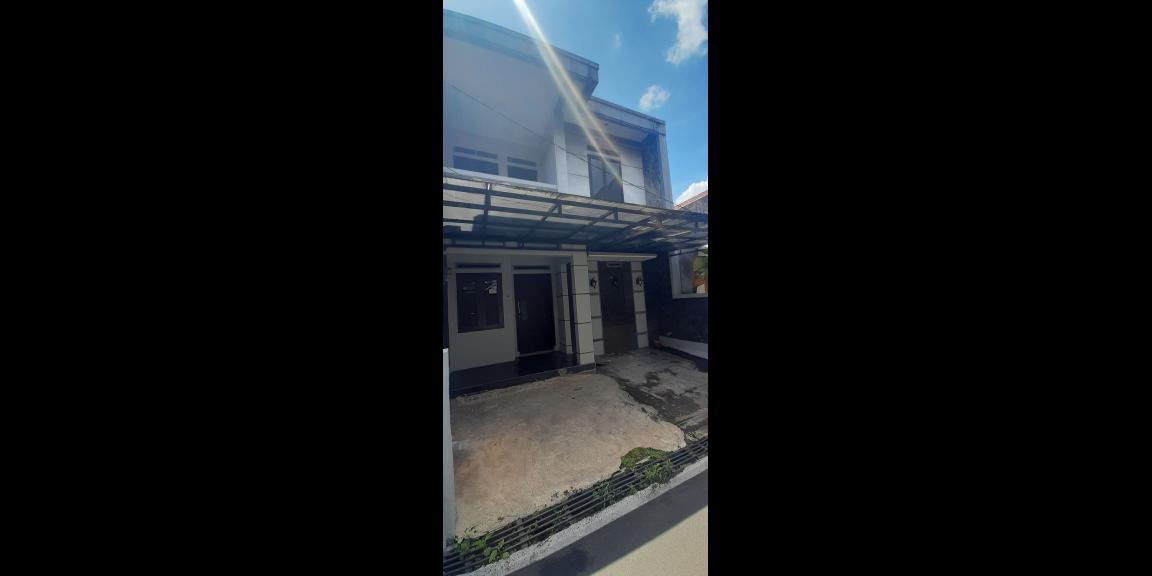 RUMAH DUA LANTAI SIAP HUNI DI ANTAPANI BANDUNG RUMAH DUA LANTAI SIAP HUNI DI ANTAPANI BANDUNG