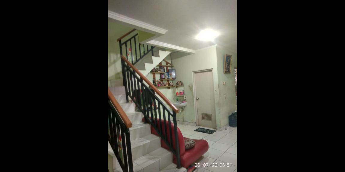 tangga ke LT2 tangga ke LT2