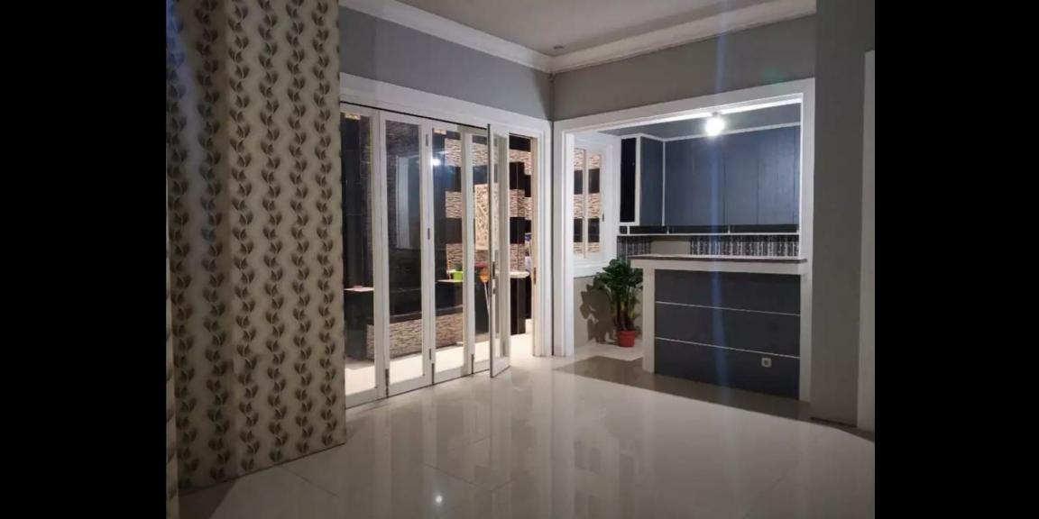Rumah Semi Furnished Siap Huni Lokasi Pagesangan Baru Surabaya Rumah Semi Furnished Siap Huni Lokasi Pagesangan Baru Surabaya