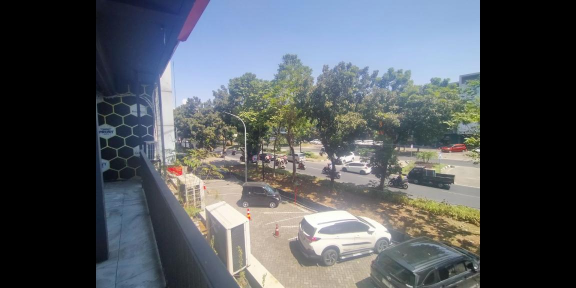 LOKASI STRATEGIS!!! Disewakan Ruko 4 Lantai Nol jalan Raya Ir Soekarno Merr Surabaya, 2 Unit jejer LOKASI STRATEGIS!!! Disewakan Ruko 4 Lantai Nol jalan Raya Ir Soekarno Merr Surabaya, 2 Unit jejer