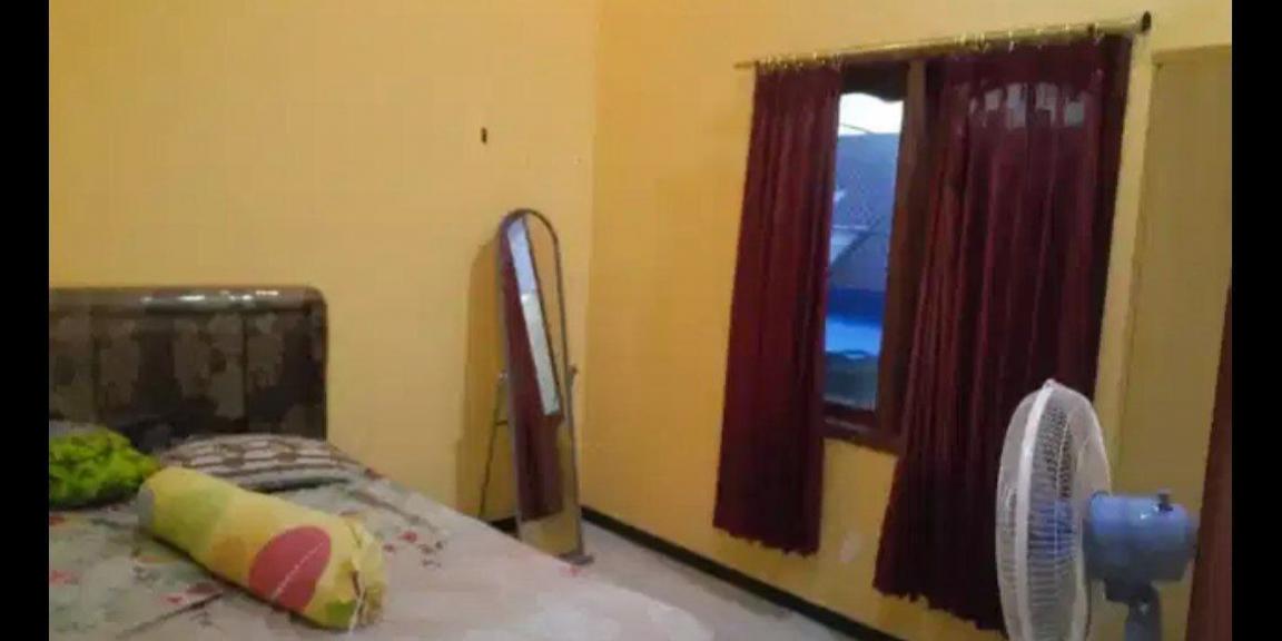 Rumah Full Furnished Siap Huni Lokasi Graha Kebraon Surabaya Barat Rumah Full Furnished Siap Huni Lokasi Graha Kebraon Surabaya Barat