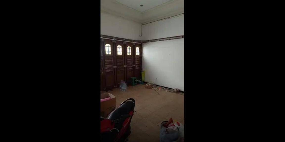 Rumah Classic Siap Huni di Perumahan Kebonsari Elveka Surabaya Selatan Rumah Classic Siap Huni di Perumahan Kebonsari Elveka Surabaya Selatan