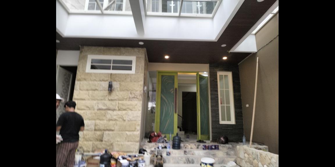 Rumah Baru Luxury Minimalis 2 Lantai Lokasi Jemursari Surabaya Rumah Baru Luxury Minimalis 2 Lantai Lokasi Jemursari Surabaya