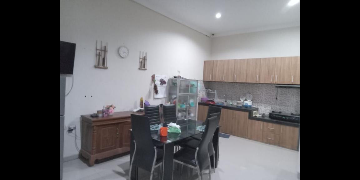 Rumah Strategis Full Furnished Siap Huni Lokasi Bendul Merisi Surabaya Rumah Strategis Full Furnished Siap Huni Lokasi Bendul Merisi Surabaya