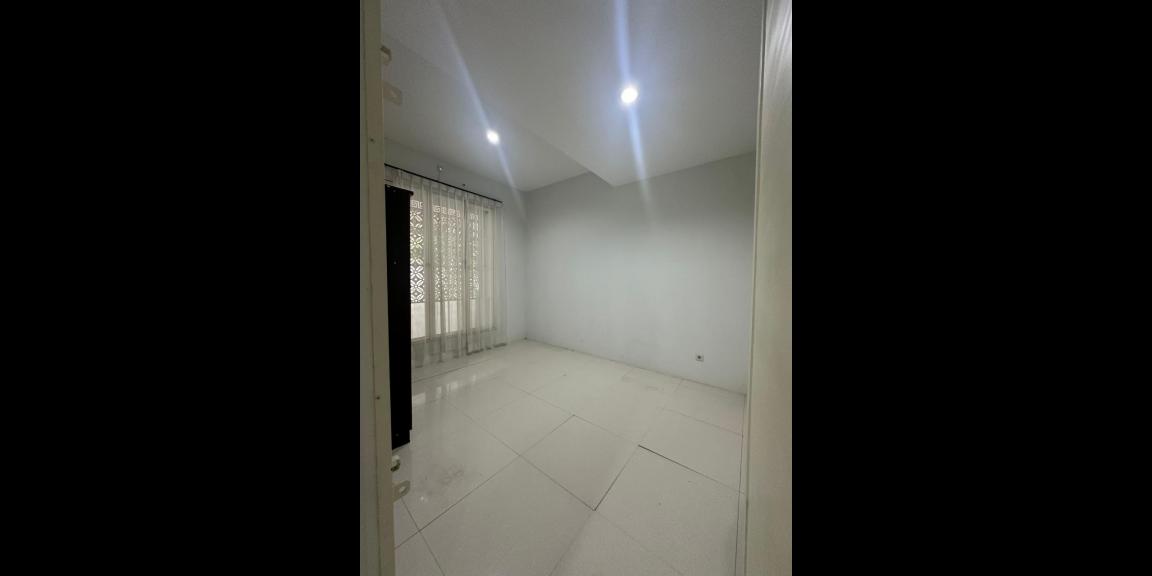 Rumah Semi Furnished Siap Huni di Perumahan Green Orchid Soekarno Hatta Malang Rumah Semi Furnished Siap Huni di Perumahan Green Orchid Soekarno Hatta Malang