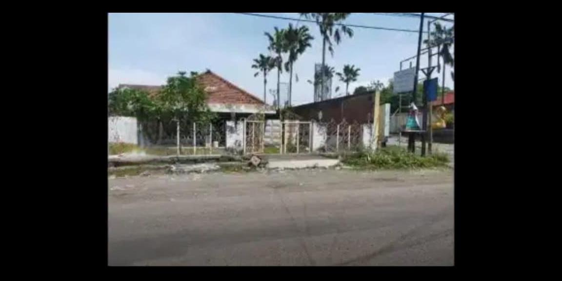 Rumah Hitung Tanah Nol Jalan Raya Lokasi Sedati Sidoarjo Rumah Hitung Tanah Nol Jalan Raya Lokasi Sedati Sidoarjo