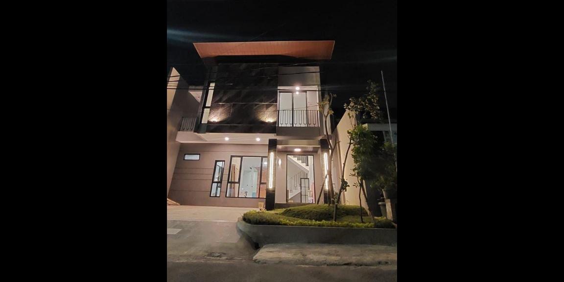 Rumah Modern Baru Gress Lokasi Strategis di Gayungsari Barat Surabaya Rumah Modern Baru Gress Lokasi Strategis di Gayungsari Barat Surabaya