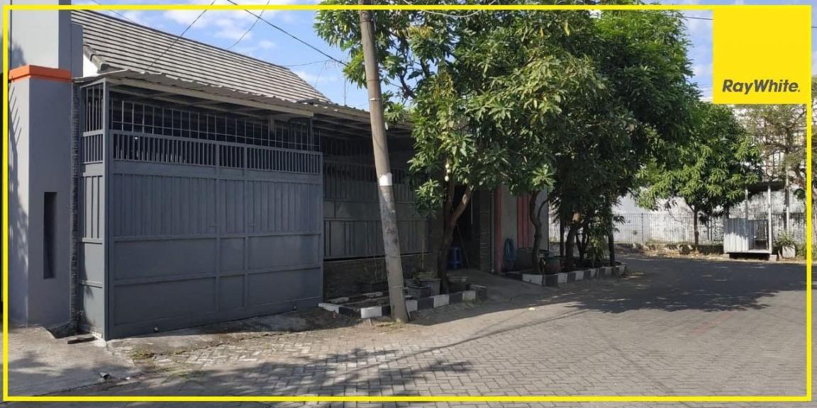 Rumah HOOK Dijual Griya babatan mukti I wiyung sby Rumah HOOK Dijual Griya babatan mukti I wiyung sby