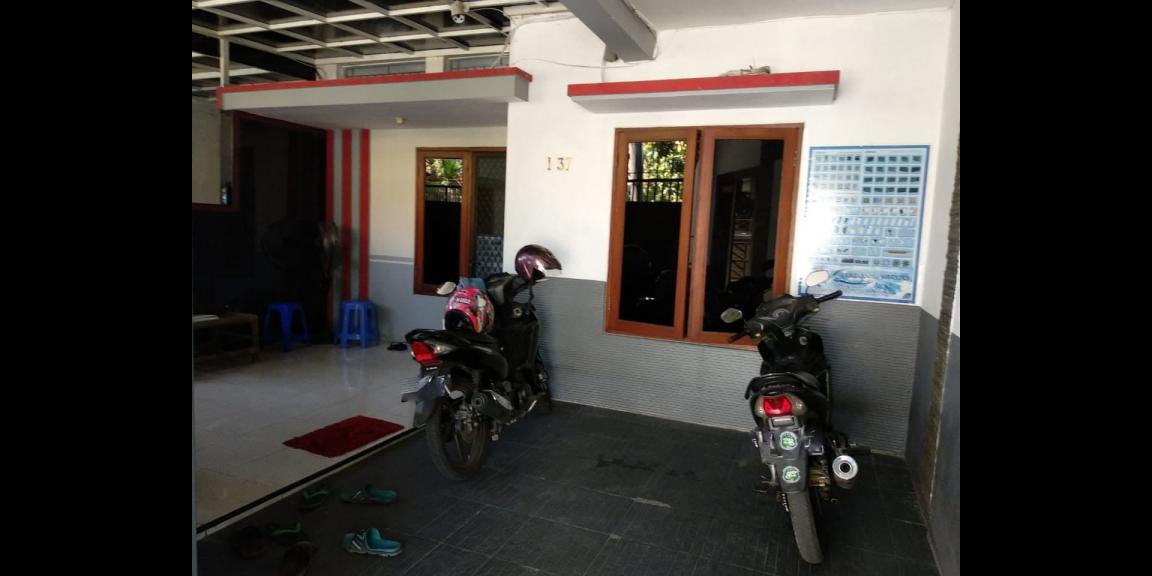 Rumah HOOK Dijual Griya babatan mukti I wiyung sby Rumah HOOK Dijual Griya babatan mukti I wiyung sby