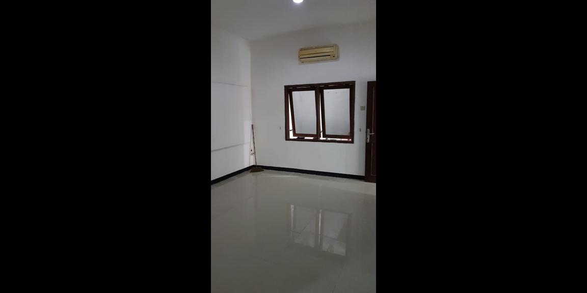 Dijual Rumah Giya Babatan Mukti H Dijual Rumah Giya Babatan Mukti H