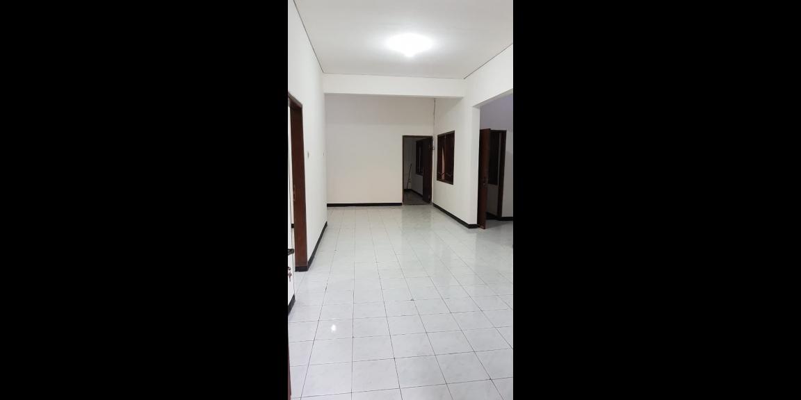 Dijual Rumah Giya Babatan Mukti H Dijual Rumah Giya Babatan Mukti H