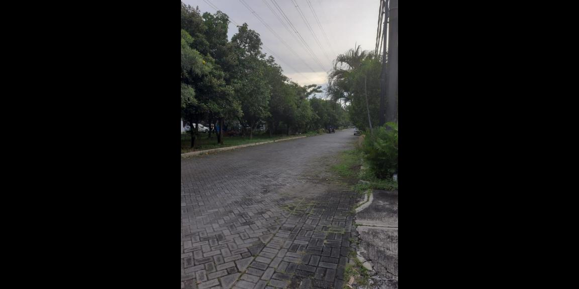 Rumah Siap Huni Lokasi Raya Kutisari Indah Surabaya Rumah Siap Huni Lokasi Raya Kutisari Indah Surabaya