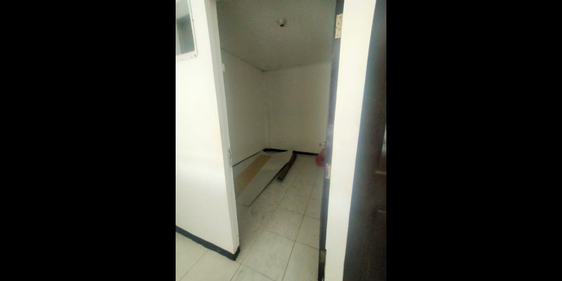 LOKASI STRATEGIS!!! Disewakan Ruko 4 Lantai Nol jalan Raya Ir Soekarno Merr Surabaya, 2 Unit jejer LOKASI STRATEGIS!!! Disewakan Ruko 4 Lantai Nol jalan Raya Ir Soekarno Merr Surabaya, 2 Unit jejer