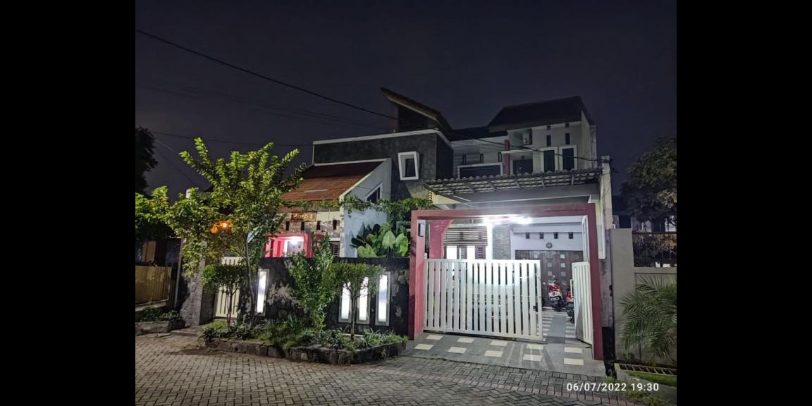 Rumah Cakep Istimewa Siap Huni Lokasi Gayungsari Barat Surabaya Rumah Cakep Istimewa Siap Huni Lokasi Gayungsari Barat Surabaya
