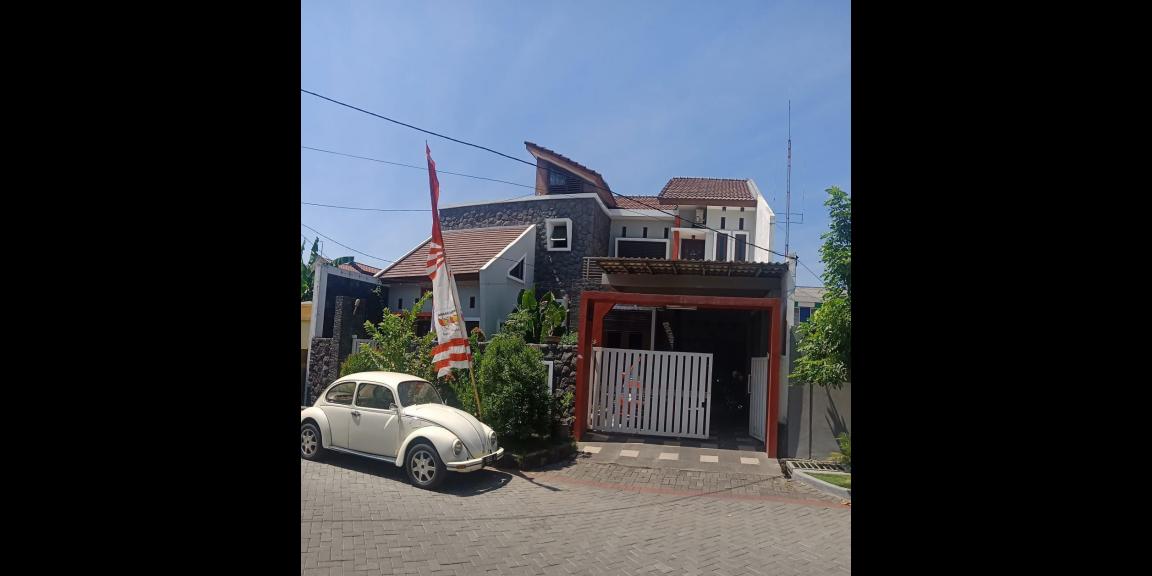 Rumah Cakep Istimewa Siap Huni Lokasi Gayungsari Barat Surabaya Rumah Cakep Istimewa Siap Huni Lokasi Gayungsari Barat Surabaya