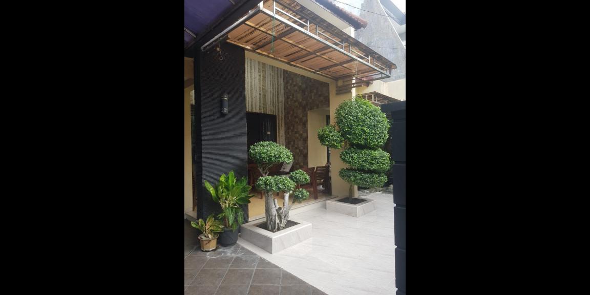 Rumah Siap Huni Lingkungan Asri Lokasi Gayungsari Surabaya Selatan Rumah Siap Huni Lingkungan Asri Lokasi Gayungsari Surabaya Selatan