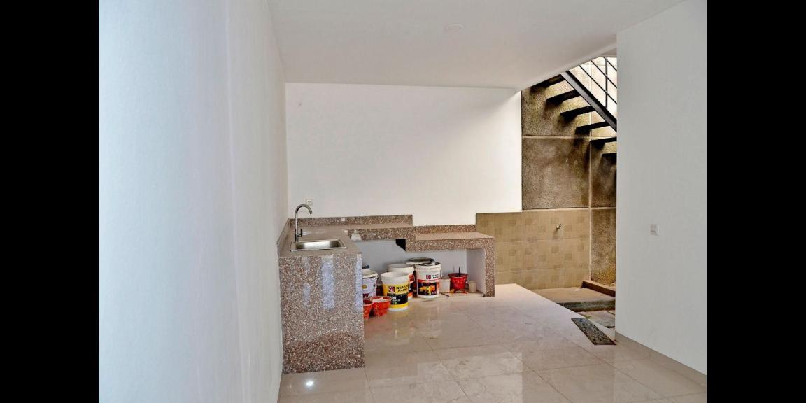 Rumah Baru Gress Minimalis Modern Gayungsari Barat Surabaya Rumah Baru Gress Minimalis Modern Gayungsari Barat Surabaya