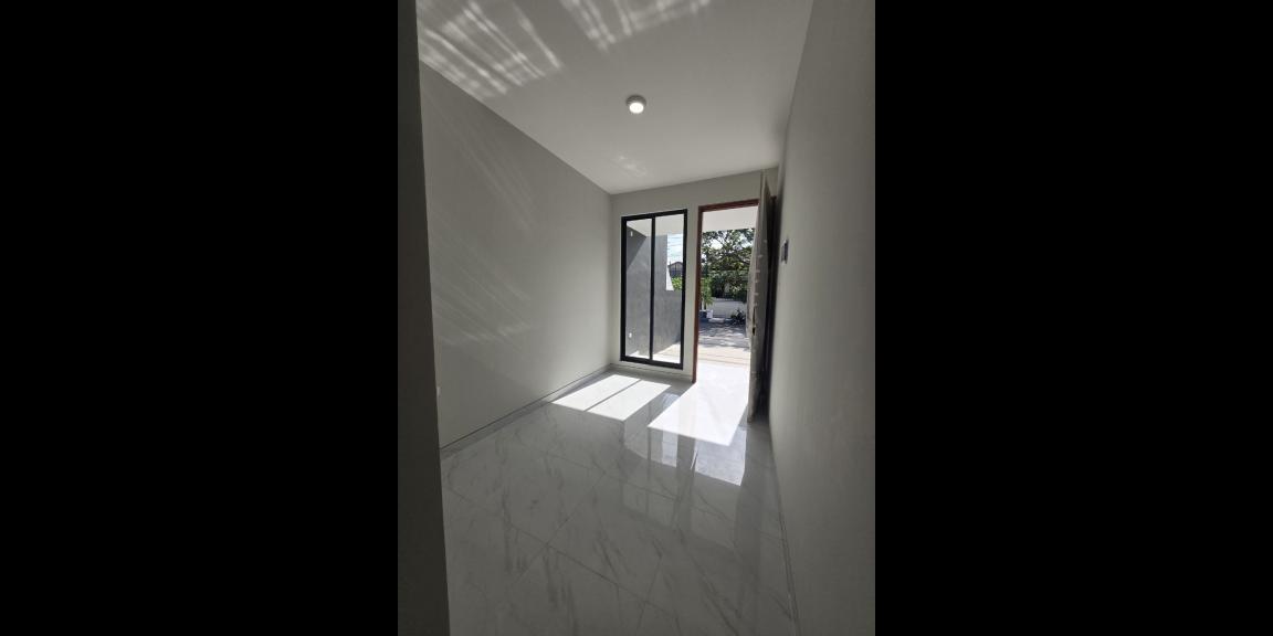 Rumah Modern Baru Gress Siap Huni Lokasi Baruk Utara Rungkut Surabaya Timur Rumah Modern Baru Gress Siap Huni Lokasi Baruk Utara Rungkut Surabaya Timur