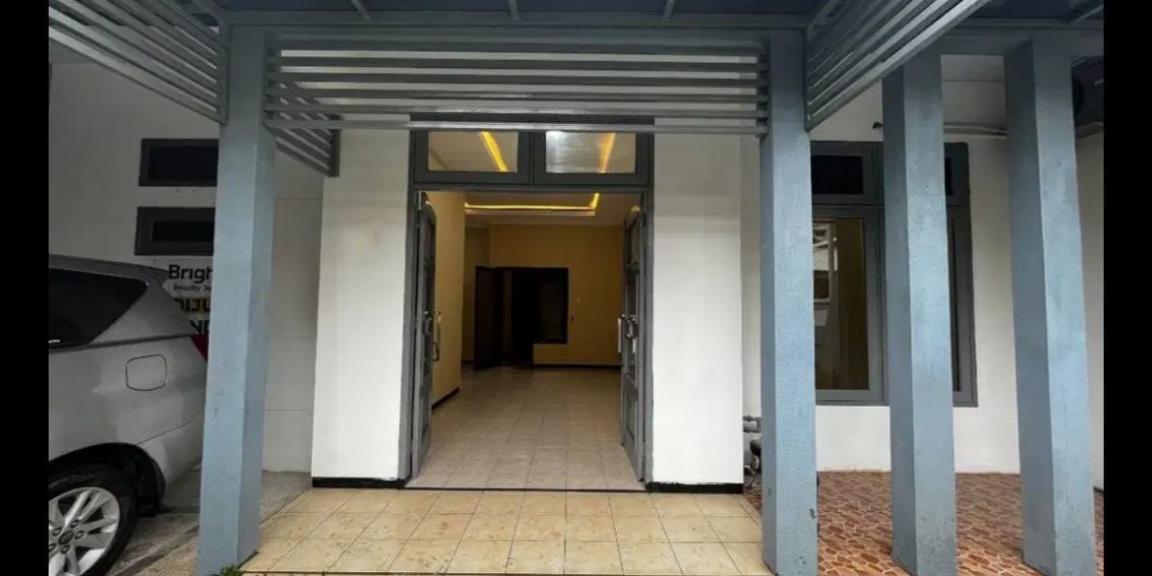 Rumah Murah Minimalis Lokasi Palm Spring Jambangan Surabaya Rumah Murah Minimalis Lokasi Palm Spring Jambangan Surabaya