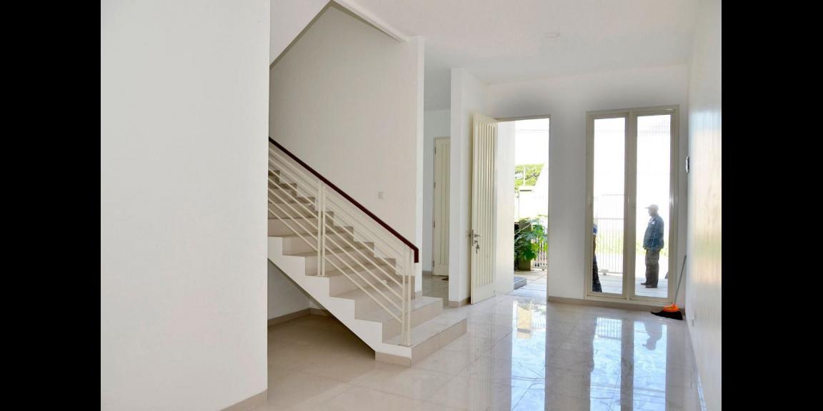 Rumah Baru Gress Minimalis Modern Gayungsari Barat Surabaya Rumah Baru Gress Minimalis Modern Gayungsari Barat Surabaya