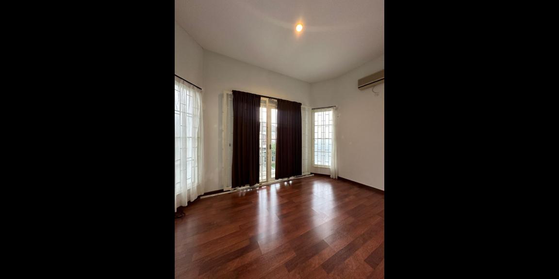 Rumah Semi Furnished Siap Huni di Perumahan Green Orchid Soekarno Hatta Malang Rumah Semi Furnished Siap Huni di Perumahan Green Orchid Soekarno Hatta Malang