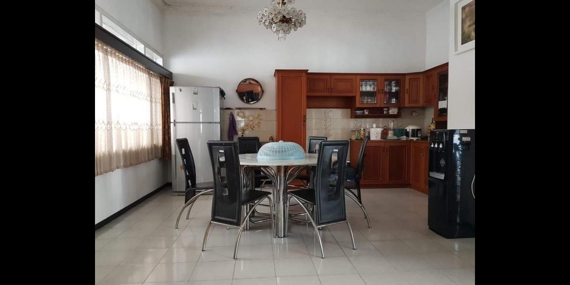 Dijual Rumah Murah Lebar 18 Hitung Tanah Lokasi Kutisari Indah Surabaya Dijual Rumah Murah Lebar 18 Hitung Tanah Lokasi Kutisari Indah Surabaya