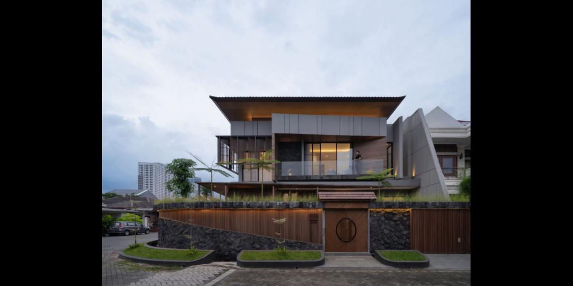 TURUN HARGA!!! Rumah Mewah Baru Gress Siap Huni Lokasi Manyar Kertoardi Sukolilo Surabaya TURUN HARGA!!! Rumah Mewah Baru Gress Siap Huni Lokasi Manyar Kertoardi Sukolilo Surabaya