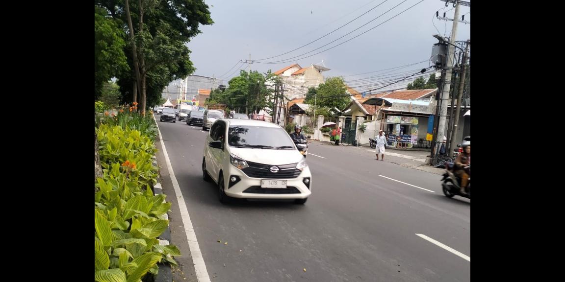 !! Harga Di Bawah Pasaran !! Rumah Strategis Hitung Tanah di raya Merr !! Harga Di Bawah Pasaran !! Rumah Strategis Hitung Tanah di raya Merr