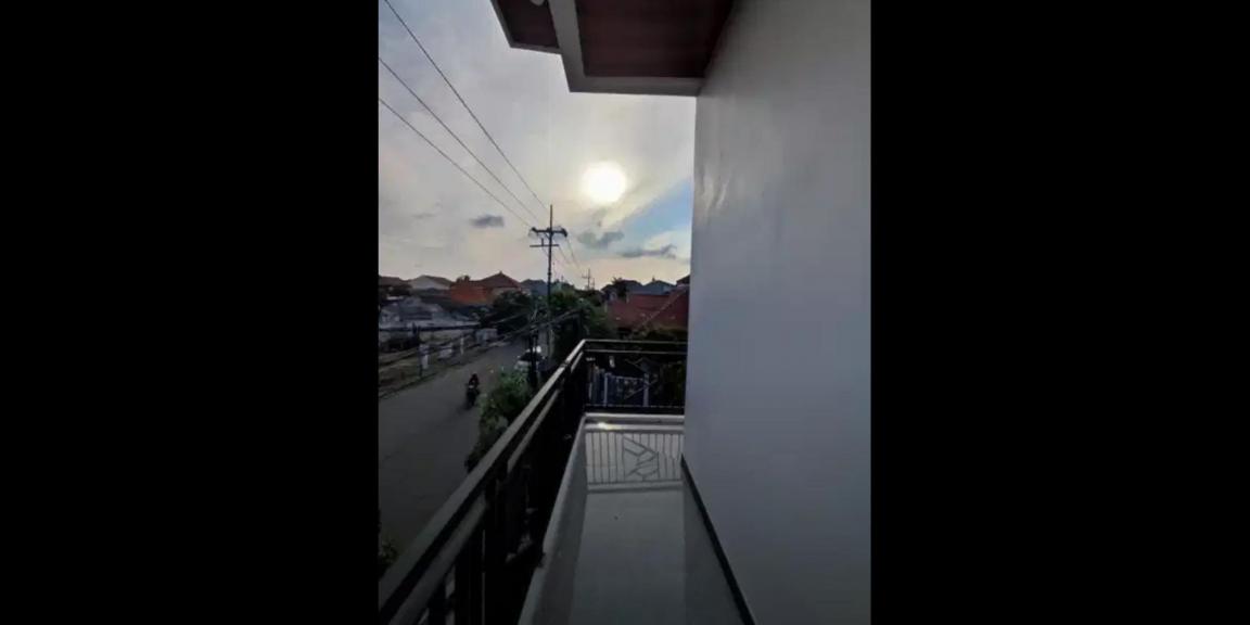 Rumah Hook Baru Gress Lokasi Super Strategis di Semolowaru Surabaya Rumah Hook Baru Gress Lokasi Super Strategis di Semolowaru Surabaya