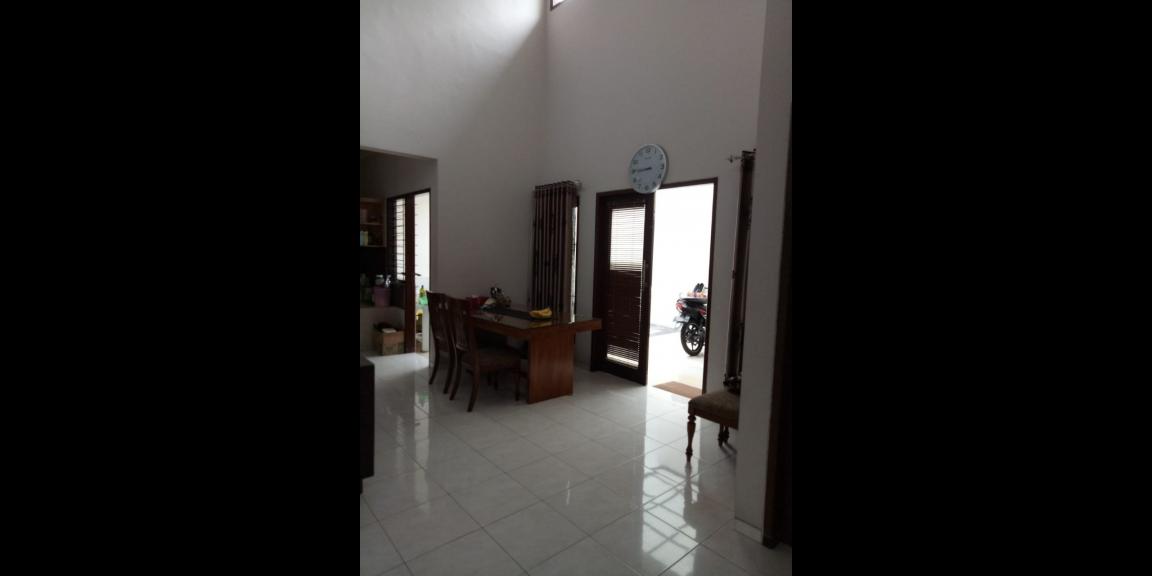 Rumah Istimewa Lokasi Perumahan Wisma Tropodo Waru Sidoarjo  Rumah Istimewa Lokasi Perumahan Wisma Tropodo Waru Sidoarjo