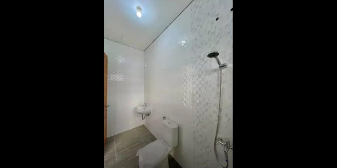 Rumah Baru Klampis Semolo Tengah Surabaya Pusat Tengah Kota Minimalis Istimewa Siap Huni Rumah Baru Klampis Semolo Tengah Surabaya Pusat Tengah Kota Minimalis Istimewa Siap Huni