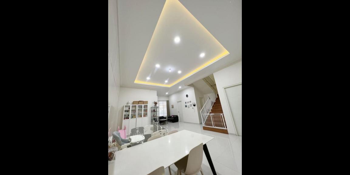 Rumah Modern Minimalis Semi Furnished Lokasi Sutorejo Utara Surabaya  Rumah Modern Minimalis Semi Furnished Lokasi Sutorejo Utara Surabaya