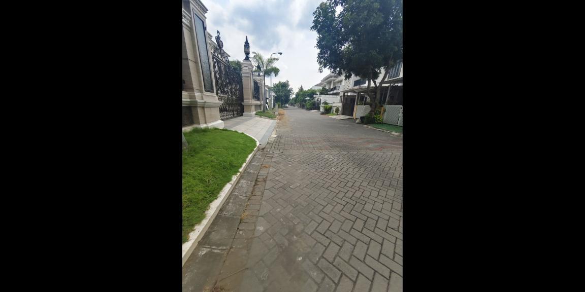 Rumah Classic Siap Huni di Perumahan Kebonsari Elveka Surabaya Selatan Rumah Classic Siap Huni di Perumahan Kebonsari Elveka Surabaya Selatan