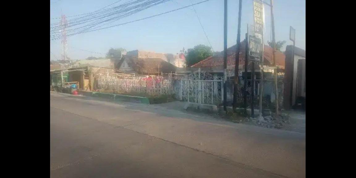 Rumah Hitung Tanah Nol Jalan Raya Lokasi Sedati Sidoarjo Rumah Hitung Tanah Nol Jalan Raya Lokasi Sedati Sidoarjo