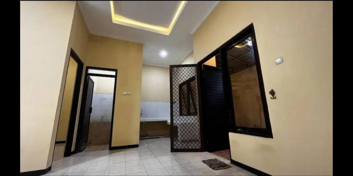 Rumah Murah Minimalis Lokasi Palm Spring Jambangan Surabaya Rumah Murah Minimalis Lokasi Palm Spring Jambangan Surabaya