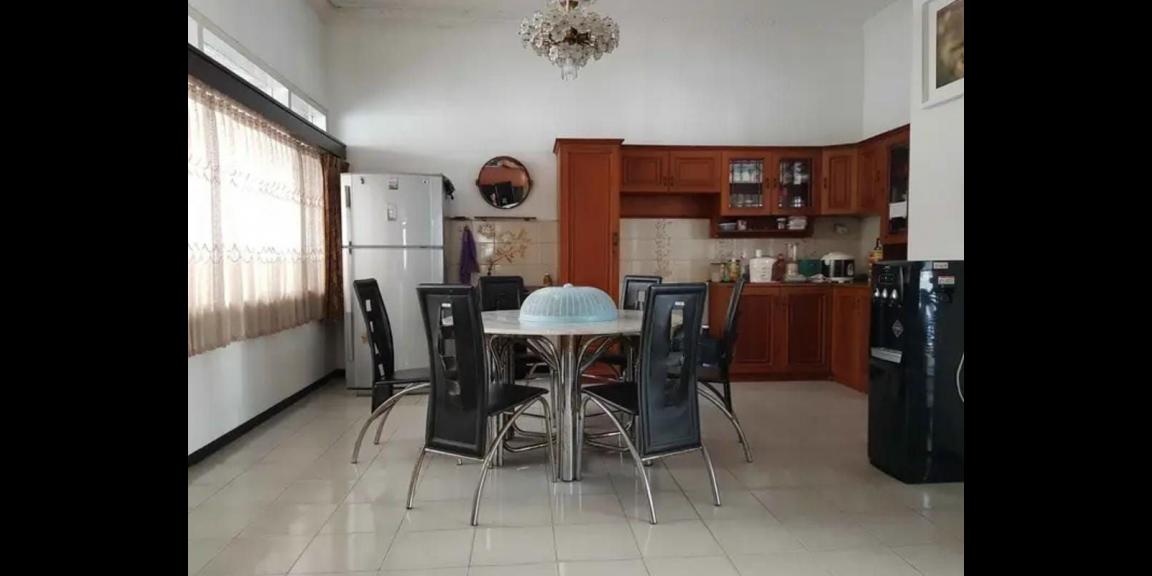 Rumah Luas Siap Huni Lokasi Kutisari Indah Surabaya Rumah Luas Siap Huni Lokasi Kutisari Indah Surabaya
