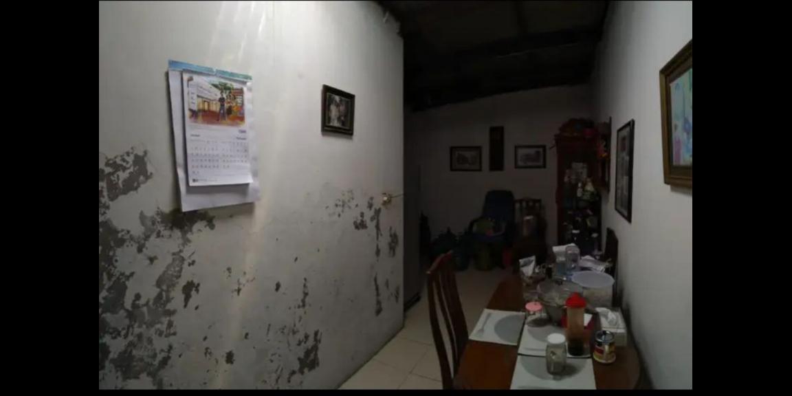 Rumah Hook Hitung Tanah Lokasi Strategis di Petemon Surabaya Pusat Rumah Hook Hitung Tanah Lokasi Strategis di Petemon Surabaya Pusat