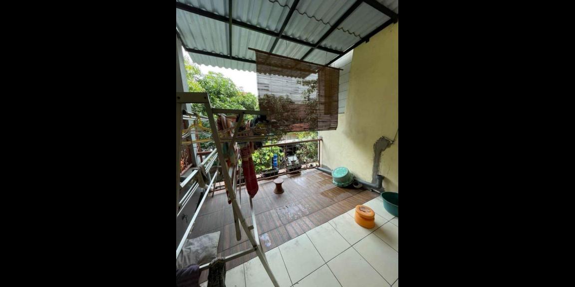 Rumah Murah Siap Huni Lokasi Jambangan Surabaya Rumah Murah Siap Huni Lokasi Jambangan Surabaya