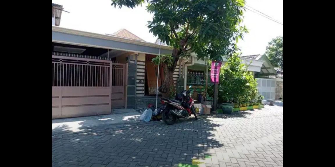 Rumah Murah Siap Huni Lokasi Wisma Lidah Kulon Surabaya Rumah Murah Siap Huni Lokasi Wisma Lidah Kulon Surabaya