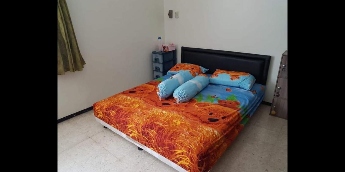 Dijual Rumah Murah Lebar 18 Hitung Tanah Lokasi Kutisari Indah Surabaya Dijual Rumah Murah Lebar 18 Hitung Tanah Lokasi Kutisari Indah Surabaya